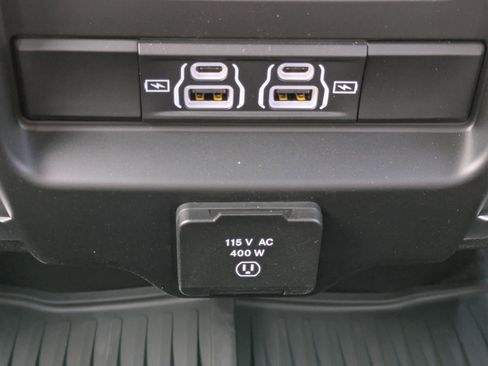 New 2026 RAM 2500 Big Horn AWD/4WD image 16