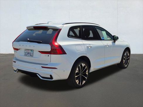 Used 2026 Volvo XC60 B5 Plus w/ Protection Package Premier AWD/4WD image 5