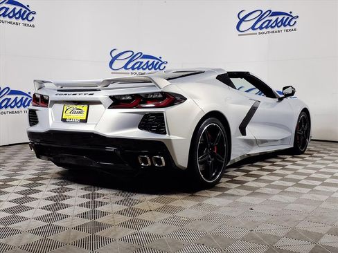 Used 2022 Chevrolet Corvette Stingray w/ Z51 Performance Package image 6