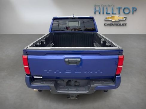 Used 2025 Toyota Tacoma TRD Off-Road w/ TRD Off Road Upgrade Package AWD/4WD image 7