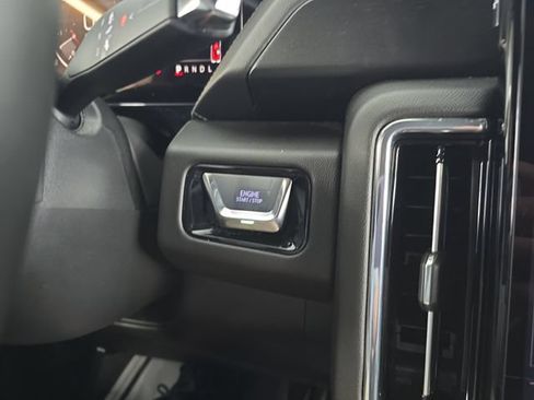Certified 2025 GMC Yukon Denali AWD/4WD image 24