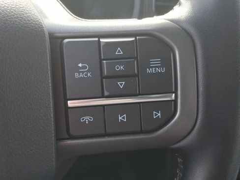 Used 2022 Ford F150 Lightning Lariat image 24