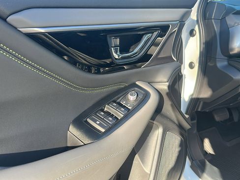 Certified 2025 Subaru Outback Onyx Edition XT w/ Popular Package #2 image 8