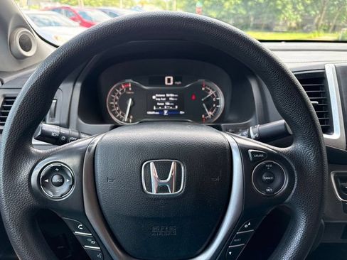 Used 2018 Honda Ridgeline Sport image 22