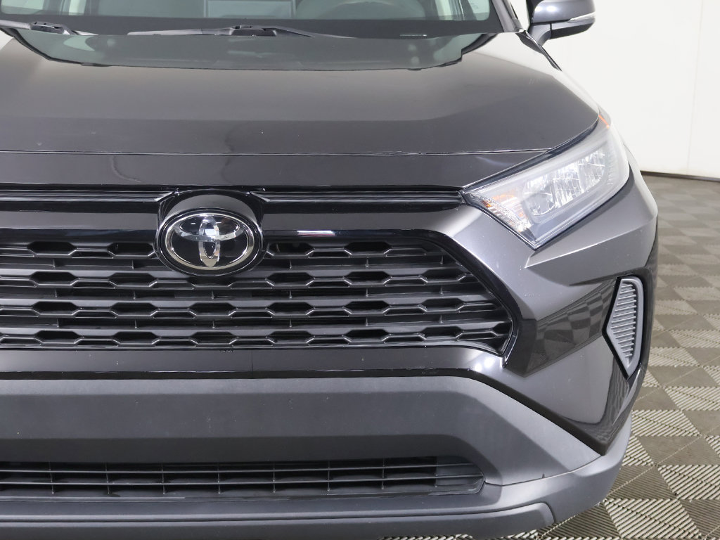 Used 2021 Toyota RAV4 LE w/ Carpet Mat Package (TMS) AWD/4WD image 12