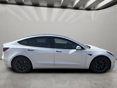 Used 2021 Tesla Model 3 Long Range image 6