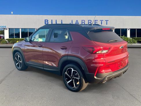 Used 2023 Chevrolet TrailBlazer RS w/ Sun and Liftgate Package FWD image 5