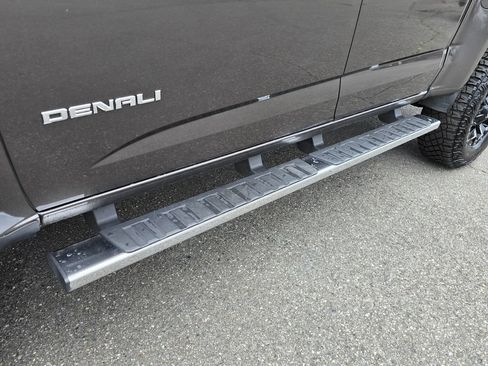 Used 2019 GMC Canyon Denali AWD/4WD image 11