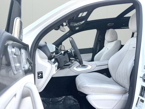 Used 2023 Mercedes-Benz GLS 63 AMG 4MATIC image 5