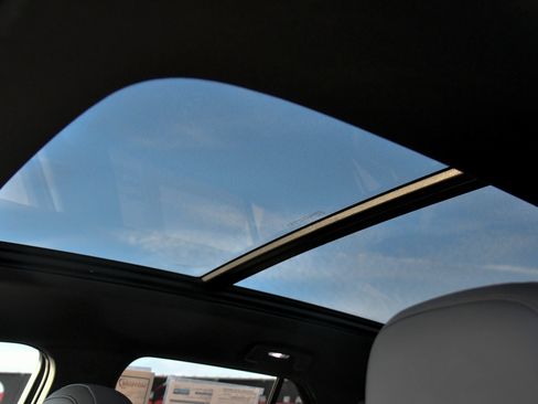 Used 2024 Honda Prologue Touring image 37