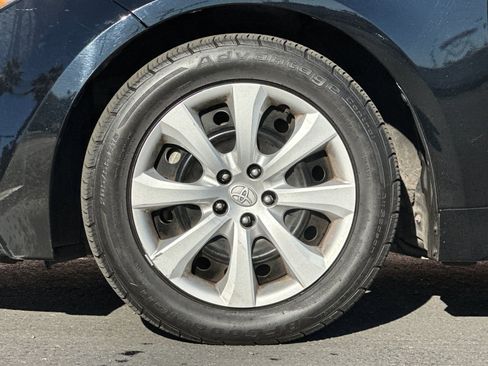 Used 2024 Toyota Corolla LE image 21