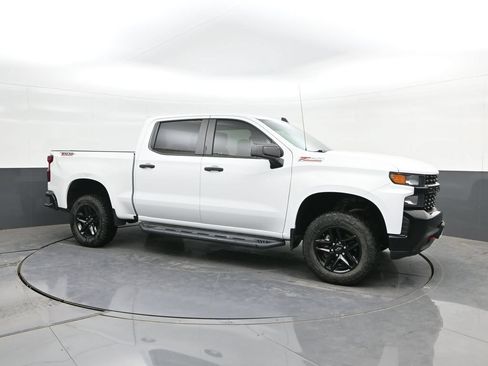 Used 2020 Chevrolet Silverado 1500 Custom Trail Boss w/ Custom Convenience Package AWD/4WD image 15