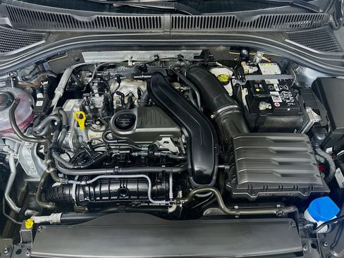 Used 2024 Volkswagen Jetta SE w/ Panoramic Sunroof Package image 33