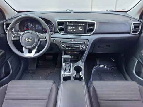 Used 2022 Kia Sportage LX w/ LX AWD Value Edition Package image 11