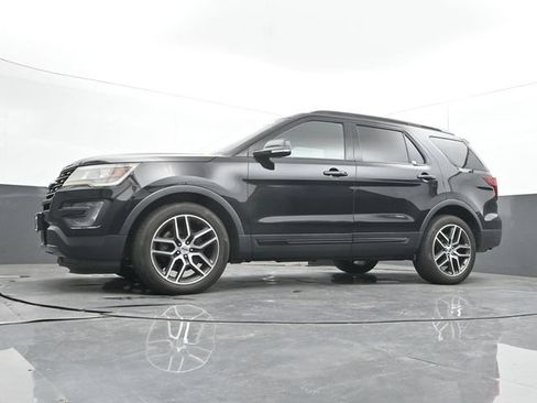 Used 2016 Ford Explorer Sport AWD/4WD image 26