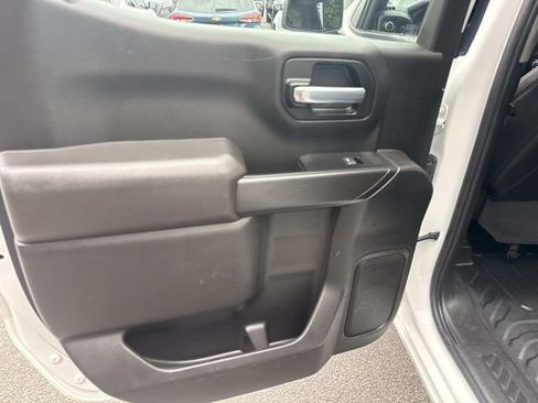 Used 2021 Chevrolet Silverado 1500 W/T AWD/4WD image 16