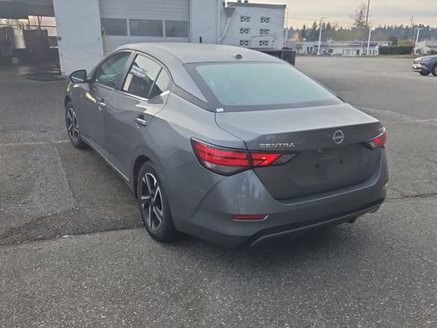 Used 2024 Nissan Sentra SV image 5