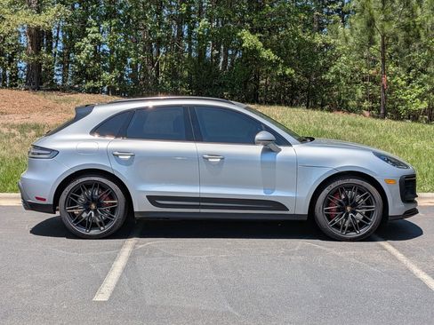 Used 2026 Porsche Macan GTS AWD/4WD image 25
