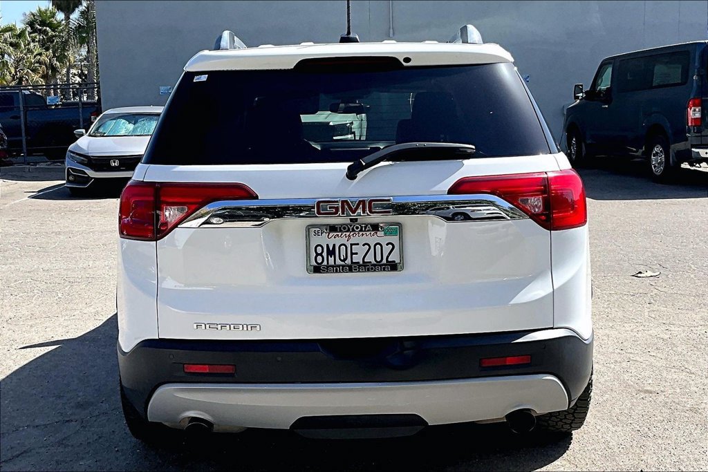 Used 2019 GMC Acadia SLT w/ LPO, Floor Liner Package FWD image 5