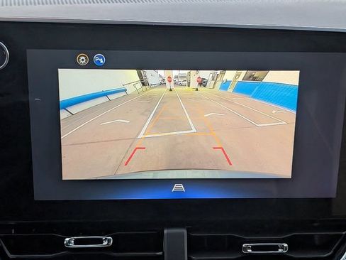 New 2026 Chevrolet Equinox ACTIV image 23