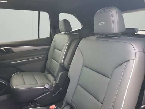 New 2026 Buick Enclave Sport Touring w/ Power Package image 19