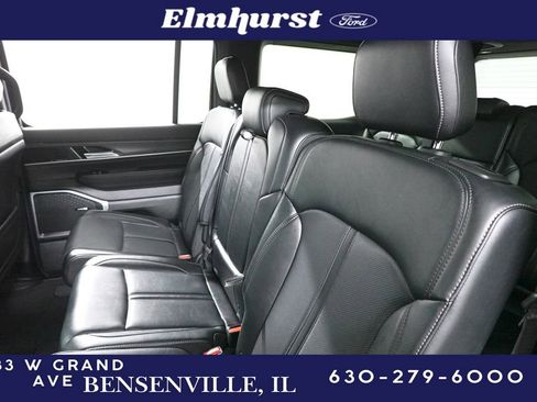 Used 2024 Jeep Wagoneer Series II w/ Flexible Seating Group image 26