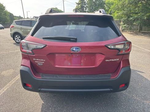 Certified 2025 Subaru Outback Premium AWD/4WD image 6