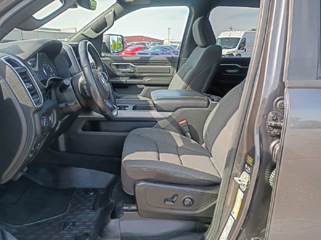 Used 2023 RAM 1500 Big Horn AWD/4WD image 9