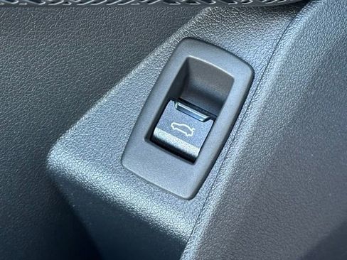 New 2026 BMW X2 xDrive28i w/ Technology Package image 25