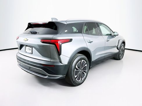 Used 2024 Chevrolet Blazer EV LT AWD/4WD image 9