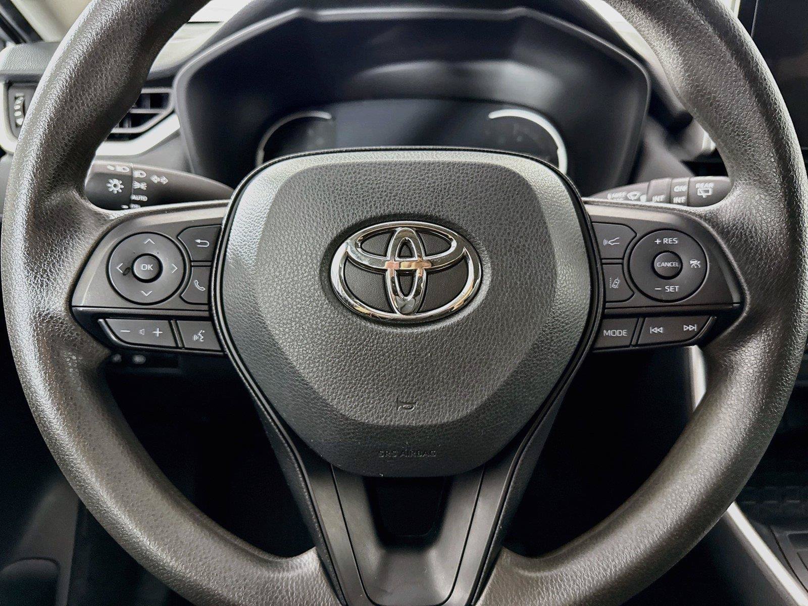 Certified 2025 Toyota RAV4 XLE AWD/4WD image 16