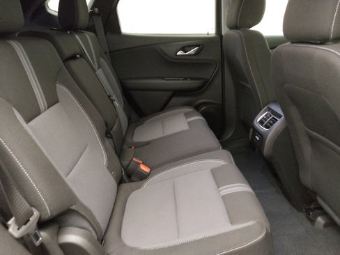 Used 2024 Chevrolet Blazer LT w/ Convenience Package FWD image 19