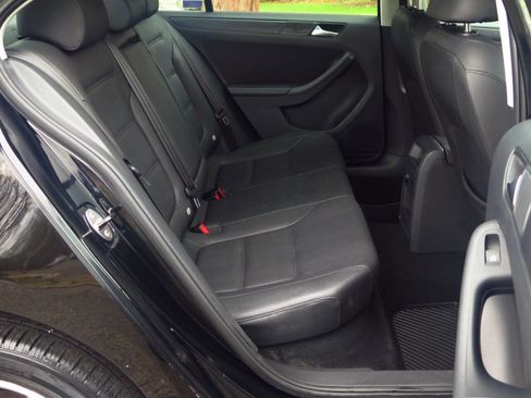 Used 2012 Volkswagen Jetta SE image 14