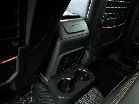 Certified 2024 Ford Bronco Badlands AWD/4WD image 17
