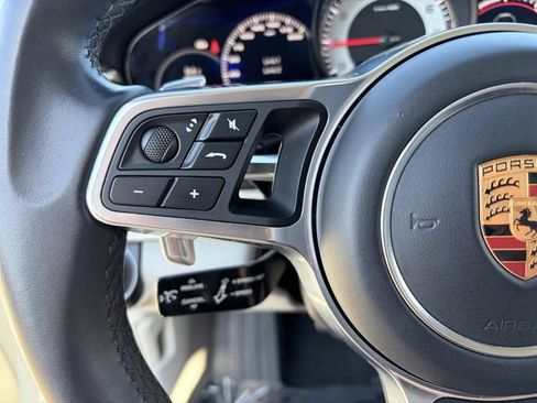 Used 2018 Porsche Panamera 4S image 8