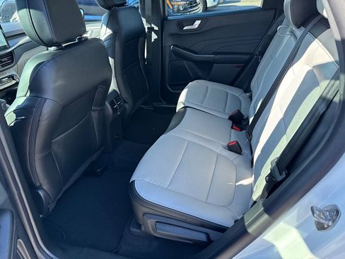 New 2026 Ford Escape PHEV image 34