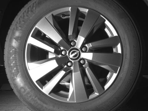 Used 2024 Nissan Pathfinder SV image 15