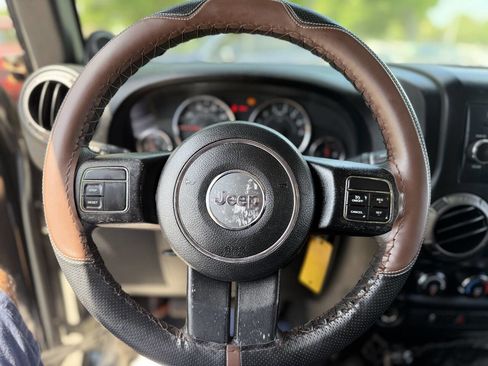 Used 2012 Jeep Wrangler Sport AWD/4WD image 11