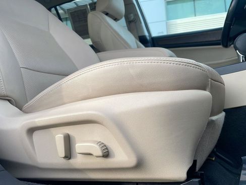 Used 2016 Subaru Outback 2.5i Limited image 4