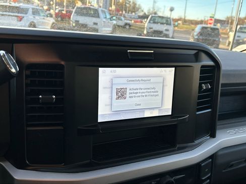 New 2026 Ford F450 XL w/ XL Chrome Package image 28