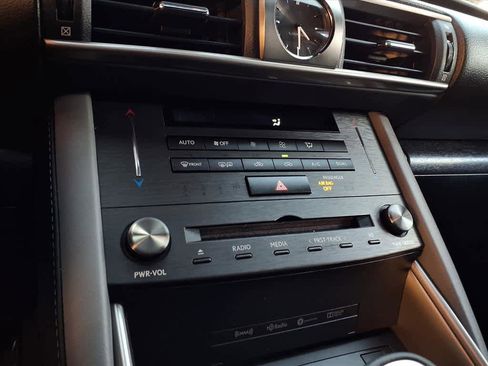 Used 2020 Lexus IS 300 F Sport image 15