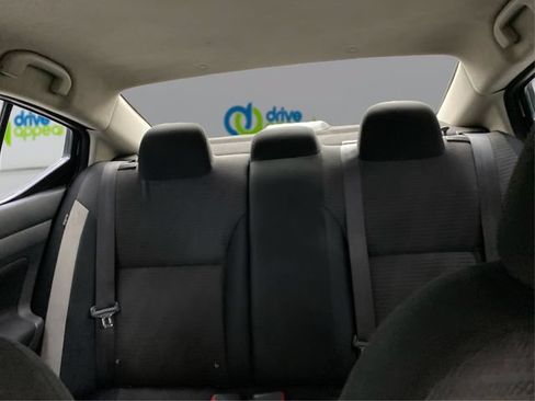 Used 2021 Nissan Versa SV FWD image 19
