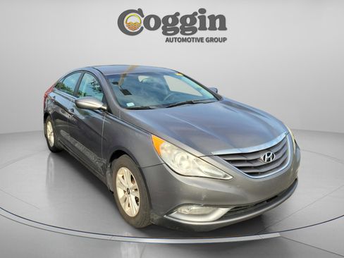 Used 2013 Hyundai Sonata GLS w/ Popular Equipment Pkg FWD image 5