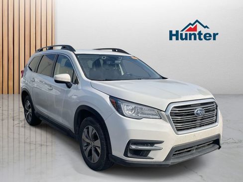 Used 2021 Subaru Ascent Premium w/ Convenience Package image 1