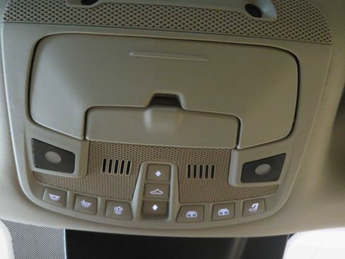 Used 2020 Lincoln Navigator Reserve w/ Luxury Package image 50