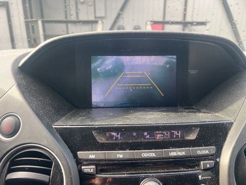 Used 2015 Honda Pilot LX image 9