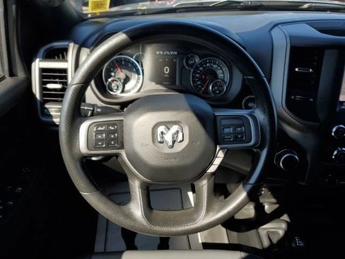 Used 2022 RAM 2500 Tradesman w/ Chrome Appearance Group AWD/4WD image 18