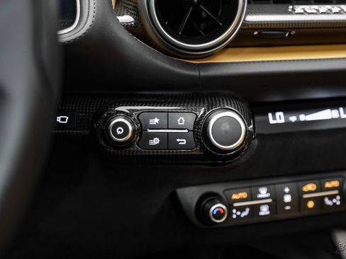 Used 2022 Ferrari 812 GTS RWD image 94