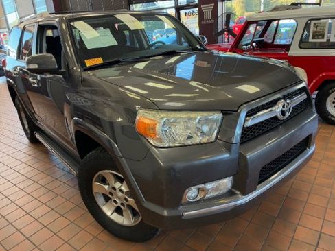 Used 2011 Toyota 4Runner Trail image 1
