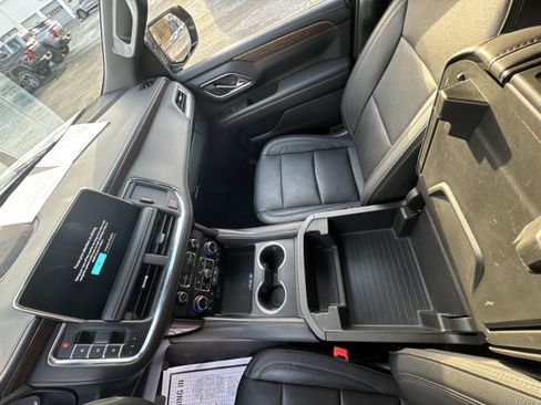 Used 2023 Chevrolet Tahoe High Country w/ Premium Package 2 image 36